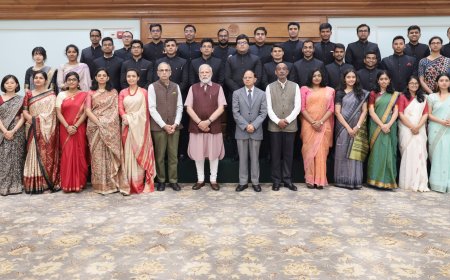 PM in a group photograph with Indian Foreign Service (IFS) Officer Trainees of 2022 Batch