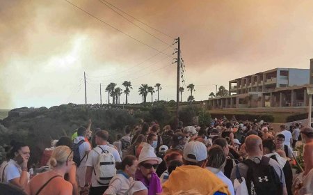 Heat wave returns as Greece grapples with more wildfire evacuations