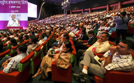 Government is working with a clear strategy to provide the world's biggest market to its weavers