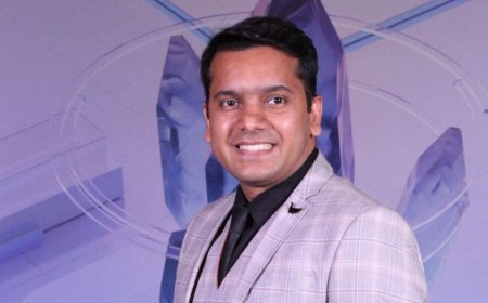 Buy or sell: Sumeet Bagadia recommends these three stocks to buy next week