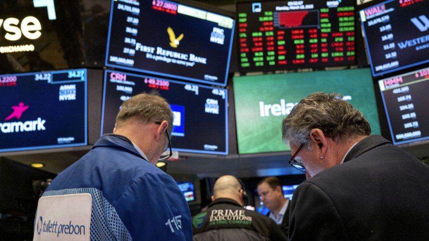 US Market: Wall Street closes mixed on Friday; investors await Fed rate insights