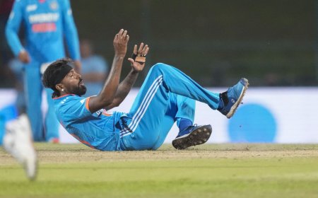 Asia Cup 2023: False rain scare during India versus Nepal match leaves Hardik Pandya in splits | Video