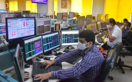 Market Closing Bell: Nifty 50, Sensex end flat; mid, smallcaps outperform