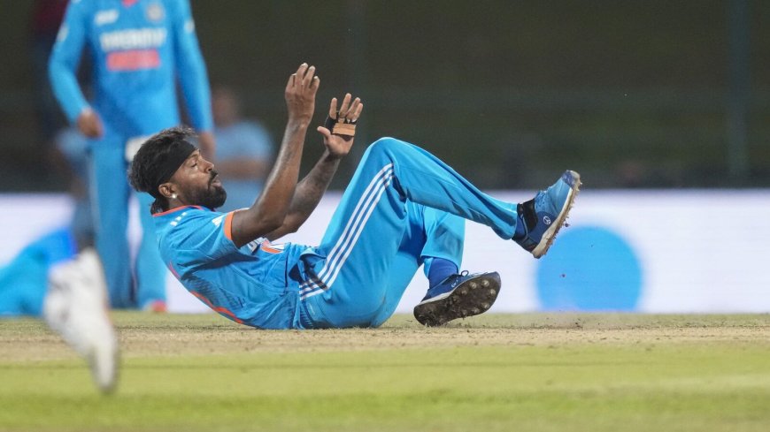 Asia Cup 2023: False rain scare during India versus Nepal match leaves Hardik Pandya in splits | Video