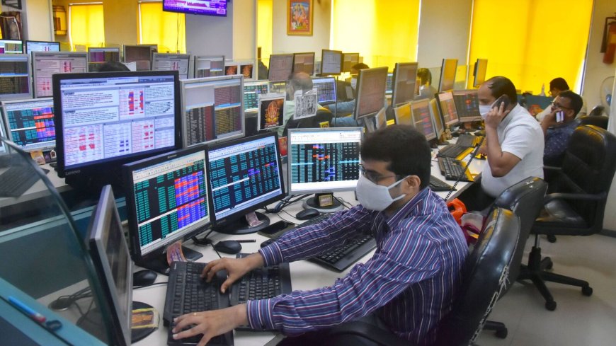 Market Closing Bell: Nifty 50, Sensex end flat; mid, smallcaps outperform