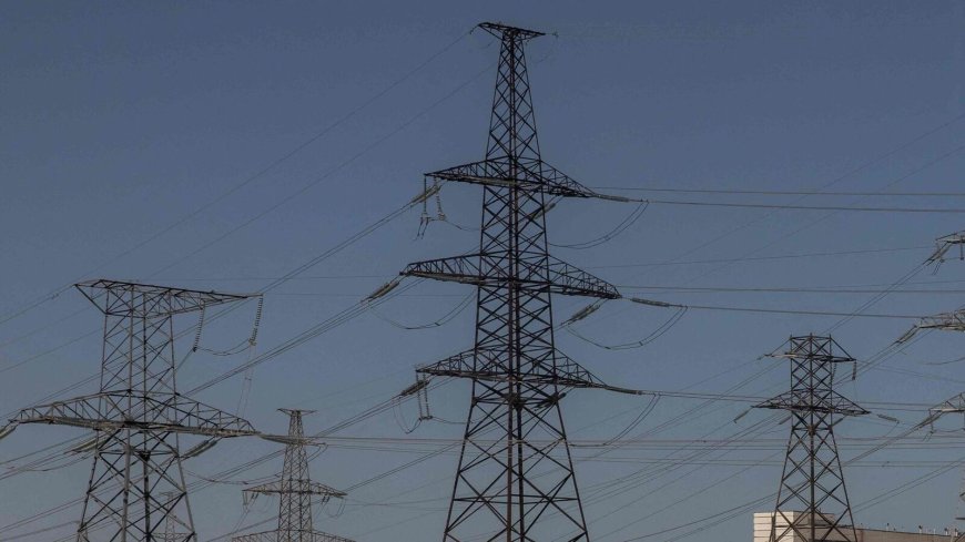 Ukraine prepares for winter again as Russia targets its power grid