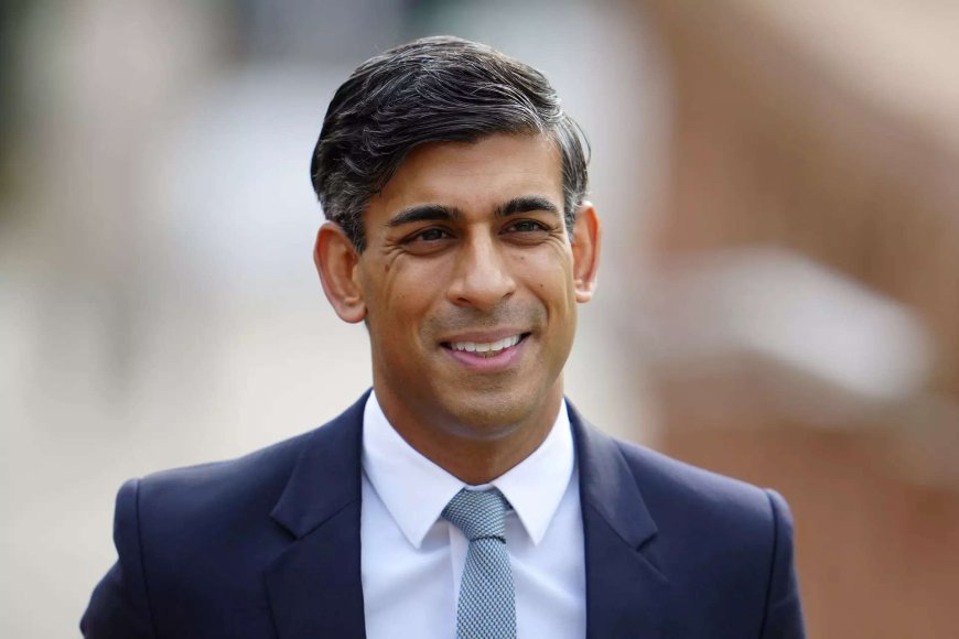 Smoking gun: Rishi Sunak to raise cigarette buying age in UK