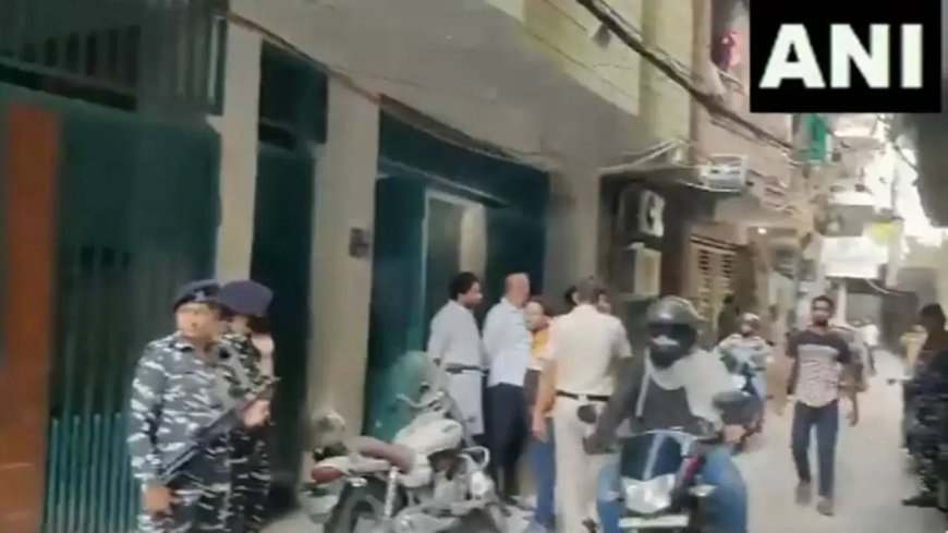 ED raids premises of AAP MLA Amanatullah Khan in Delhi