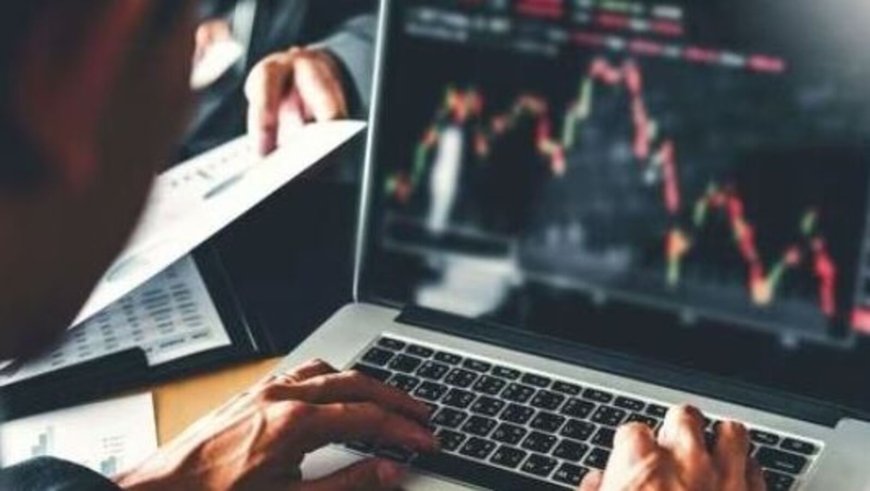 Dixon’s mobile biz is setting the tone