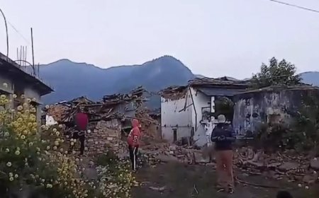 Nepal scrambles to rescue survivors of a quake that killed at least 128