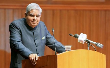 Vice-President draws parallels between Mahatma Gandhi and PM Modi, says 'Mahapurush and yugpurush....'