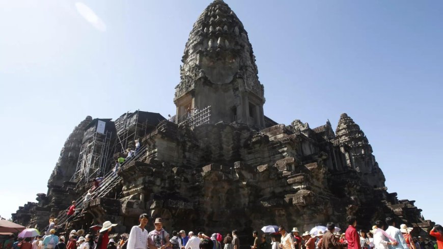 UNESCO criticised after Cambodia evicts thousands around World Heritage site Angkor Wat