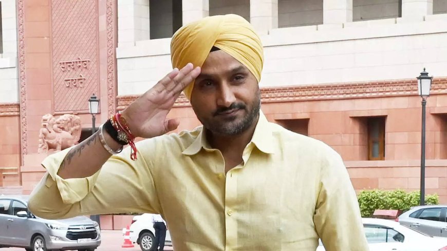 'Log kuch bi bakte hai': Harbhajan rejects Inzamam's claims