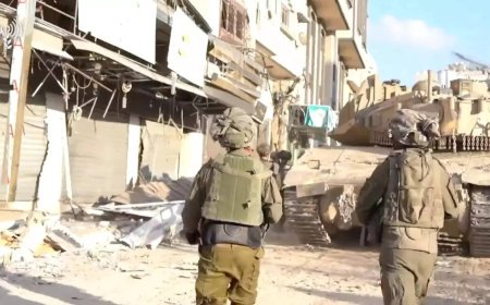 Gaza truce expires; Israel intercepts rocket, reports of fighting