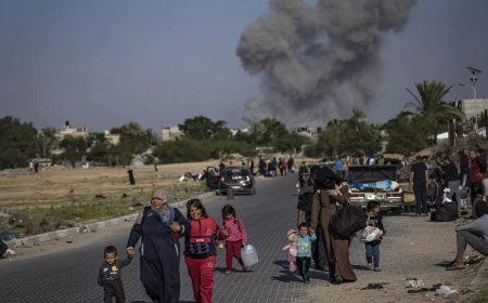 Israel widens evacuation orders as it shifts its offensive to southern Gaza amid heavy bombardments