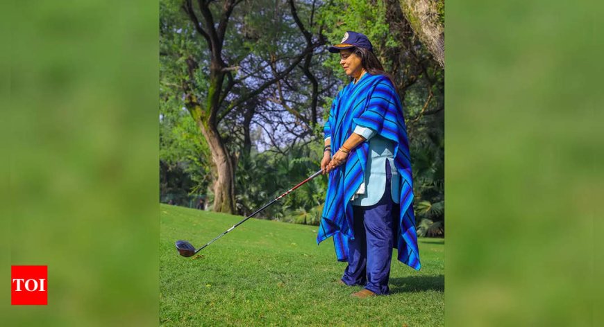 Bonding over a game of golf