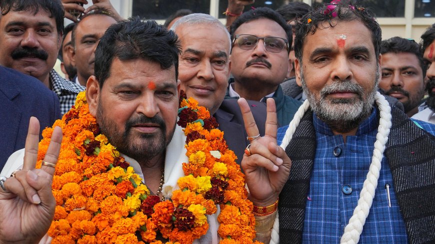 Centre suspends WFI, asks IOC's ad-hoc panel to take charge; Sanjay Singh says ‘will talk to PM Modi’ | 10 points