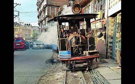 Darjeeling toy train carrying tourists goes off tracks