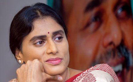 Andhra Pradesh CM Jagan Mohan Reddy's sister YS Sharmila to join Congress