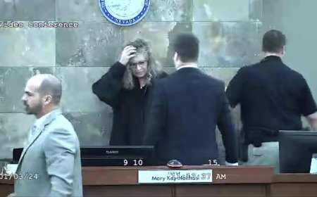 Watch: Nevada judge attacked by defendant during sentencing in Vegas courtroom scene