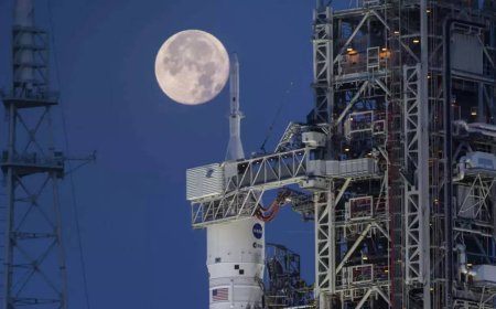 As space race heats up, US & China eye orbital 'parking spots'