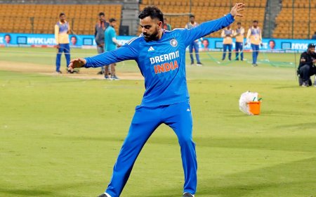IND vs AFG T20 series: Virat Kohli dashes into trophy celebrations with 'Michael Jackson slide'. Watch