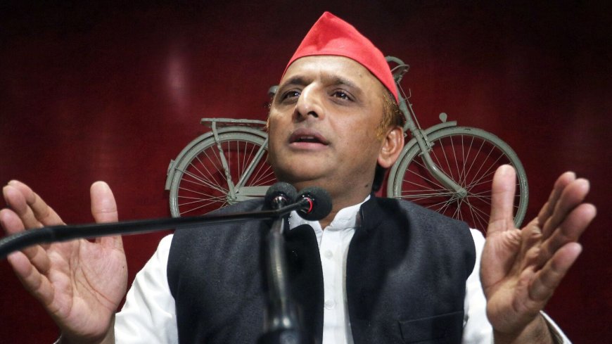 ‘Want Nitish Kumar to stay’: Akhilesh Yadav blames Congress for Bihar political turmoil