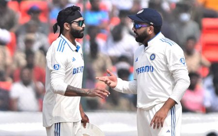 Watch: Rohit's hilarious dig at Jadeja over no balls