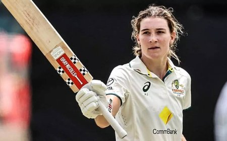 Sutherland slams fastest double century in women's Test history