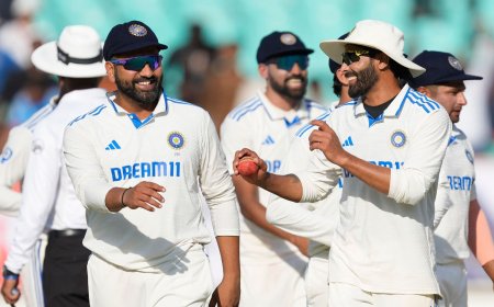 IND vs ENG: Confusing-yet-comical moment unfolds in Rajkot during declaration, Rohit Sharma's gesture says it all