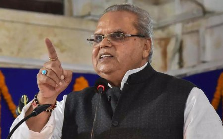 CBI raids Satya Pal Malik's Delhi house in corruption case