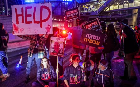 Hamas in Moscow: What is Russia's role as Mideast mediator?