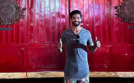 'Fun to pose as a fan...': Jadeja pays tribute to 'legend' Dhoni