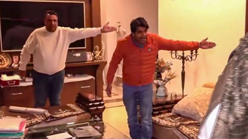 ED summons Congress leader Harak Singh Rawat, daughter-in-law in money laundering case