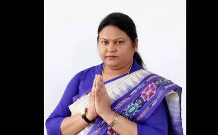 Sita Soren, Shibu Soren's daughter-in-law, quits JMM