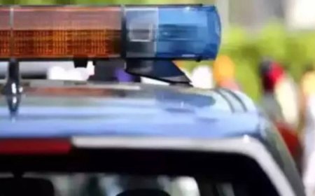 B'luru cops seize explosives from vehicle: Reports