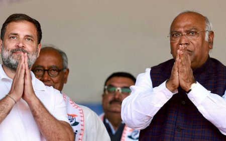 PM Modi's guarantees will meet the same fate as BJP's ‘India Shining’ campaign of 2004: Malikarjun Kharge at CWC meet