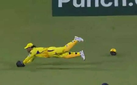 'Looked like we were watching a 22-year-old...': Patel on MSD's catch