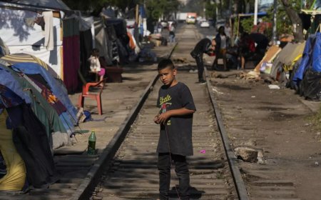Venezuelans are increasingly stuck in Mexico, explaining drop in illegal crossings to US