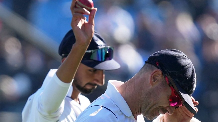 James Anderson becomes 1st pacer and 3rd bowler to take 700 test wickets, Sachin Tendulkar calls it ‘simply magnificent’