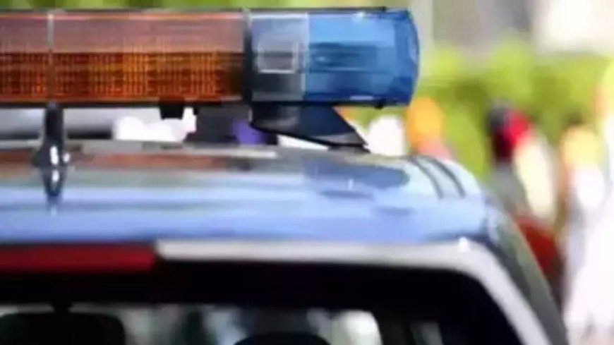 B'luru cops seize explosives from vehicle: Reports