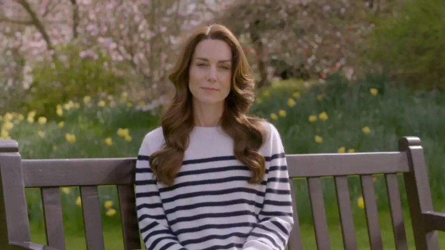 British princess Kate praised for 'extraordinary dignity' after cancer diagnosis