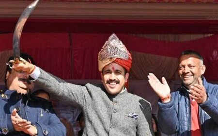 Meet Vikramaditya Singh, Congress royal heavyweight who will contest against Kangana from Mandi Lok Sabha seat | 5-point
