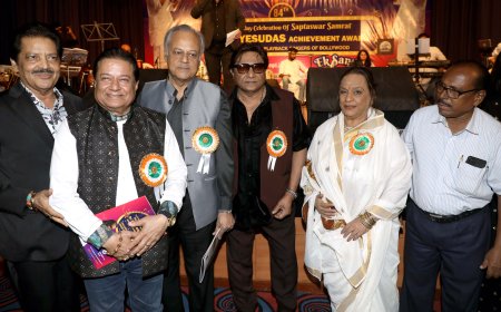 Anup Jalota and Udit Narayan received Dr. K.J. Yesudas Achievement Award