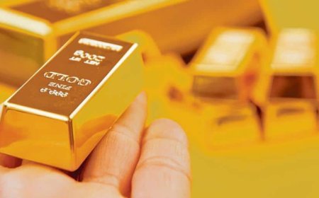 Gold slips 1% to touch one-week low ahead of Fed meeting, silver dips 2.6%