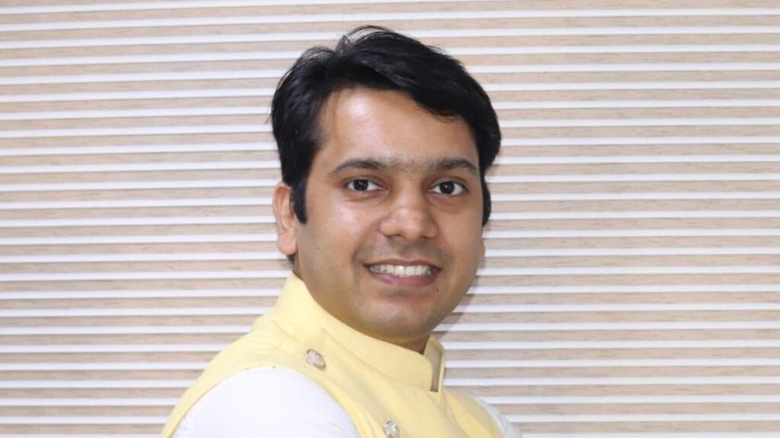 Buy or sell: Sumeet Bagadia recommends three stocks to buy on Monday — April 15