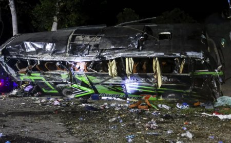 At least 11 dead, mostly students, in Indonesia bus crash after brakes apparently failed, police say
