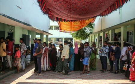 How many polling stations does it take to conduct India's elections?