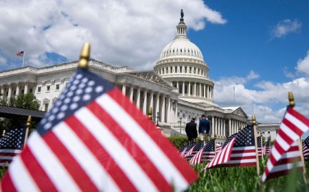 Both chambers of America’s Congress may flip in November