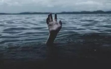 Boat capsizes in Arnala of Virar, 11 rescued, one dead